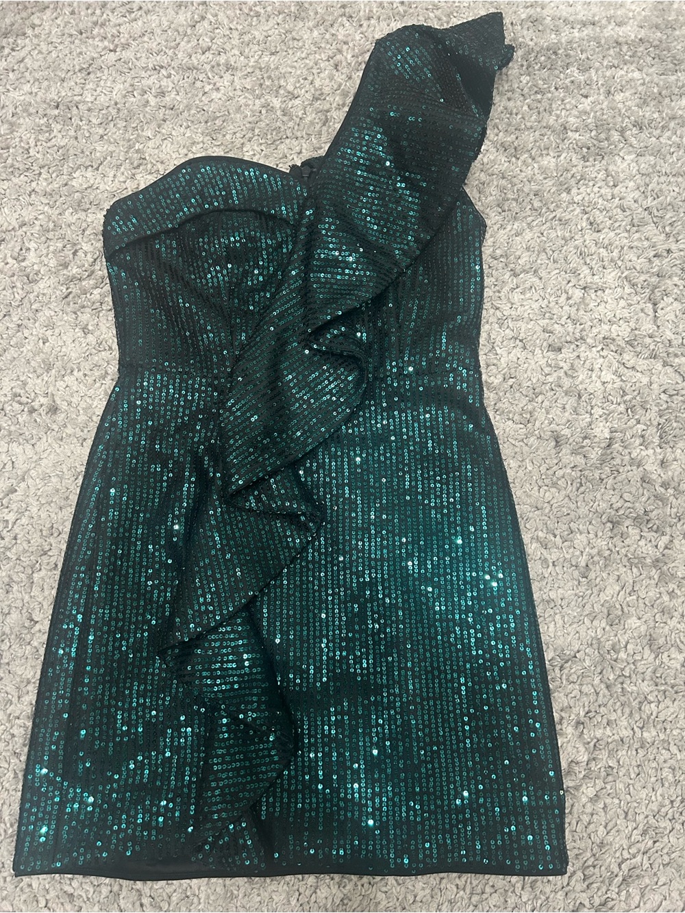 Do+Be One Shoulder Ruffle Mini Sequin Dress, Large